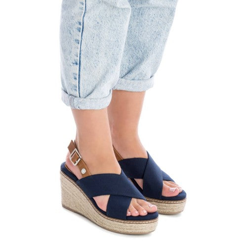 Navy blue best sale and white wedges